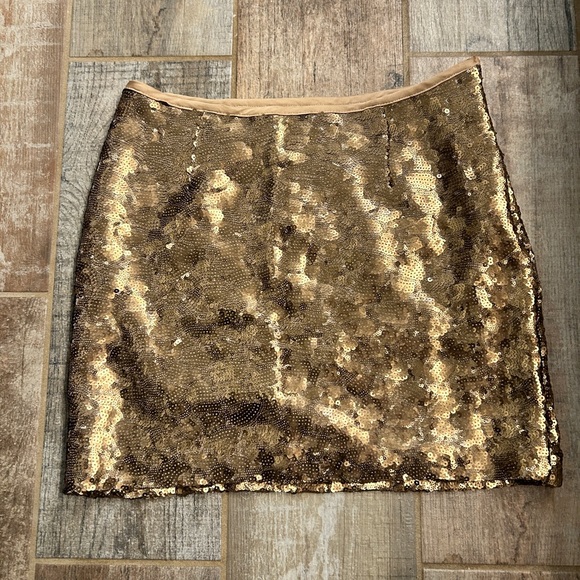 NWT Boston Proper Gold Sequin Miniskirt Size 4 - Picture 6 of 8
